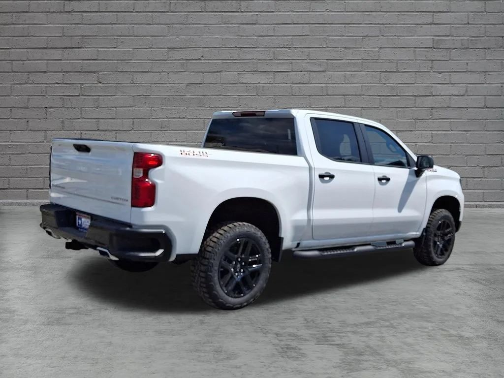 New 2026 Summit White Chevrolet Custom Trail Boss image 8