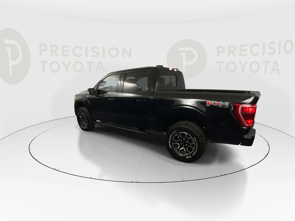 Used 2023 Black Metallic Ford XLT image 13