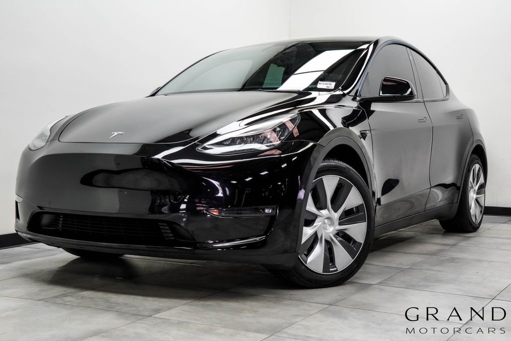 Used 2022 Black Tesla Long Range image 1