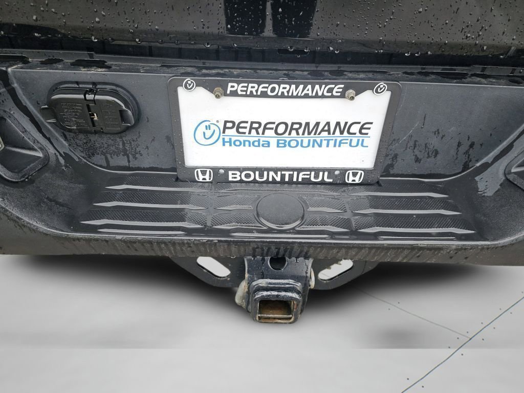 Used 2015 Black Toyota SR5 image 27