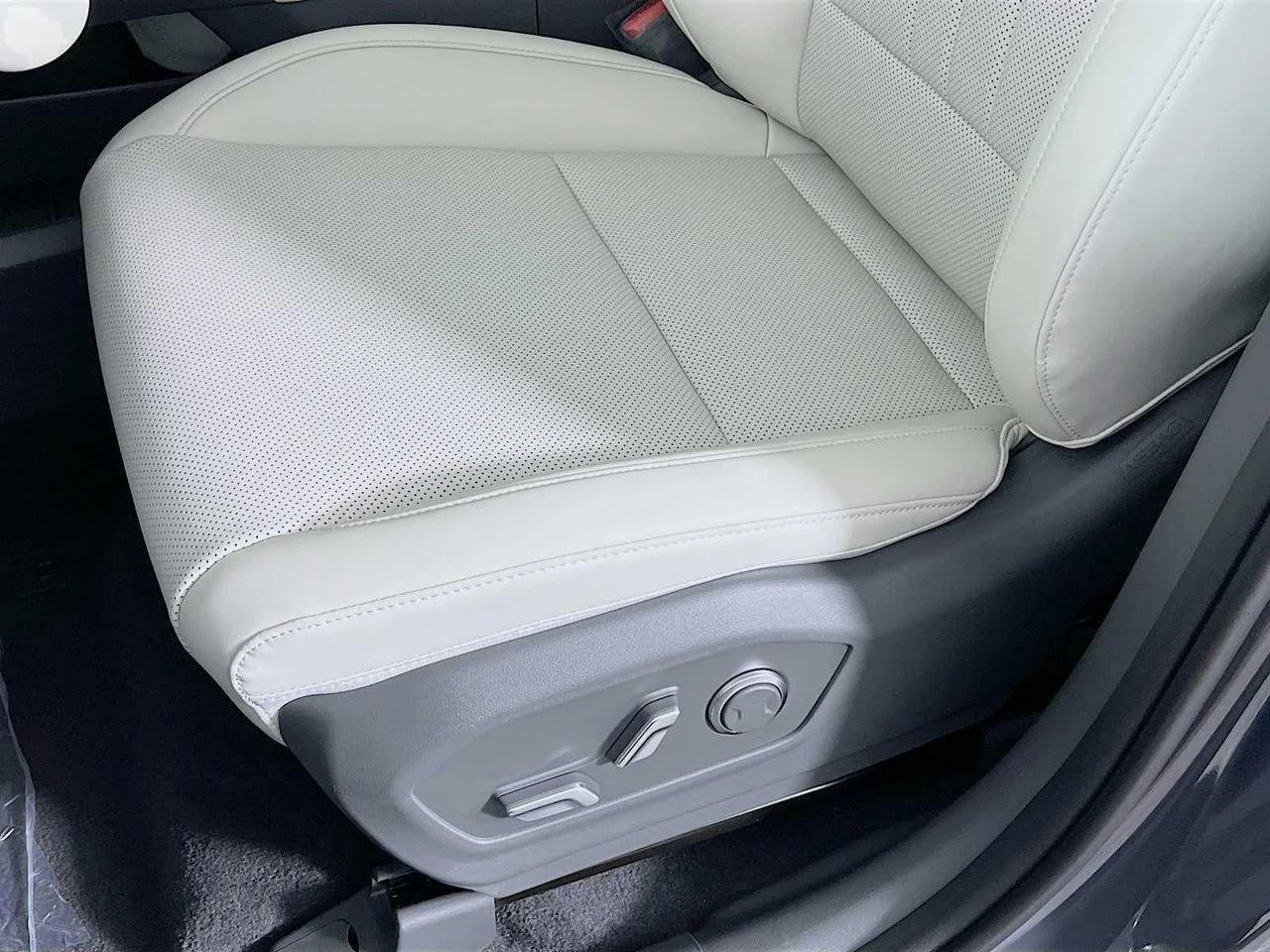 2026 Hyundai Santa Fe Hybrid — photo 18