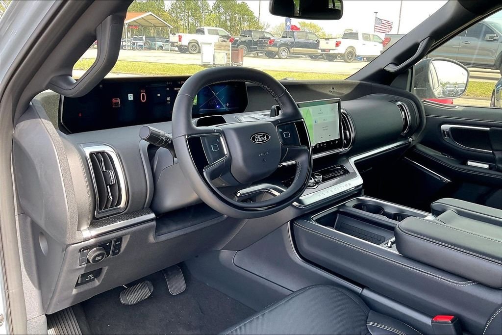 New 2025 Ford Expedition Platinum 4D Sport Utility