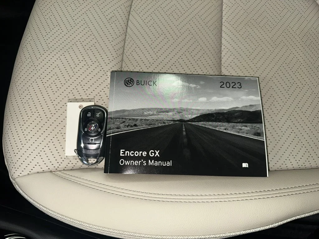 Certified Used 2023 WHITE FROST TRICOAT Buick Essence image 4