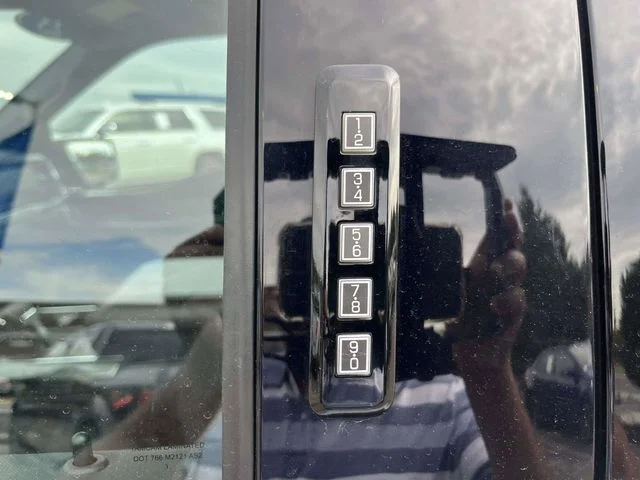 2023 Ford F-150 XLT - Photo 11