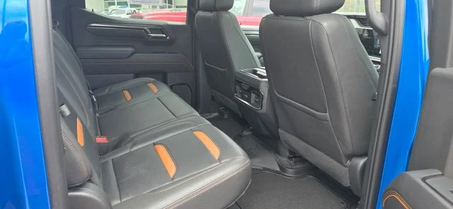 Used 2023 Blue GMC AT4 image 40