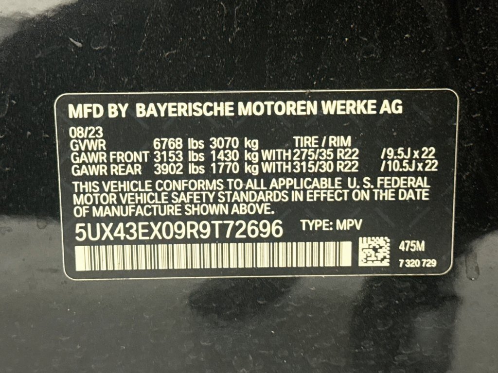 Used 2024 Black BMW M60i image 32