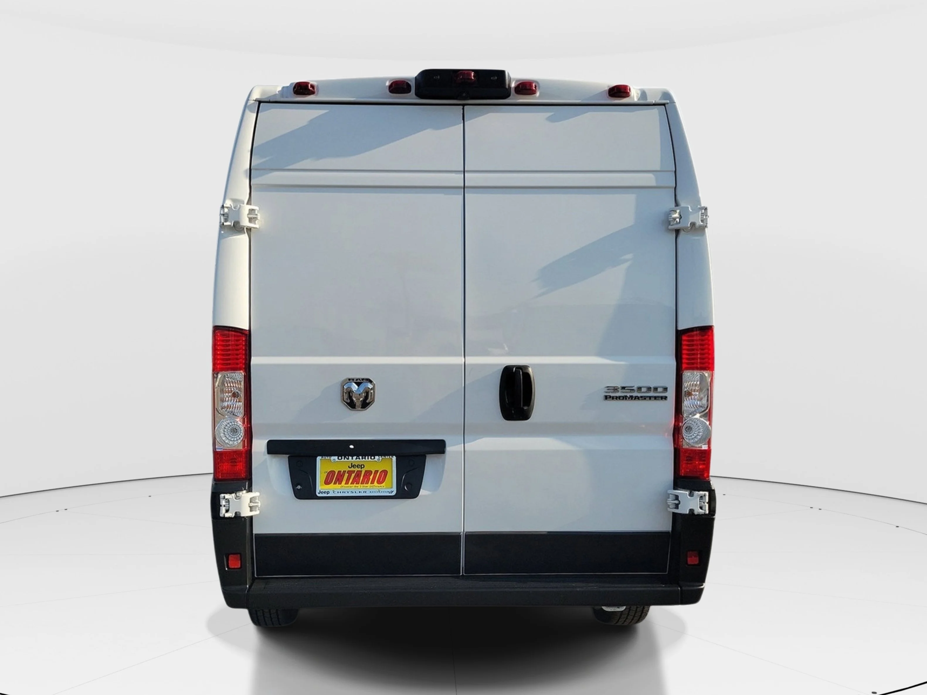 Used 2023 White Ram High Roof image 4