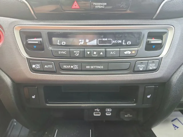 Used 2024  Honda RTL image 18