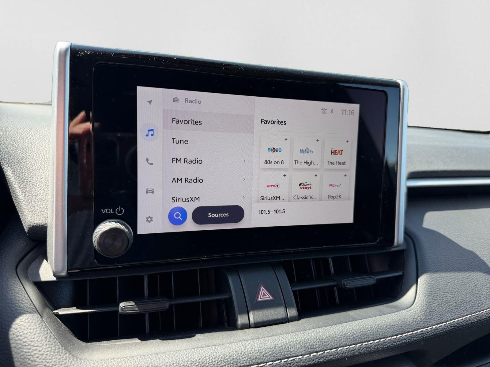 2024 Toyota RAV4 LE - Photo 21