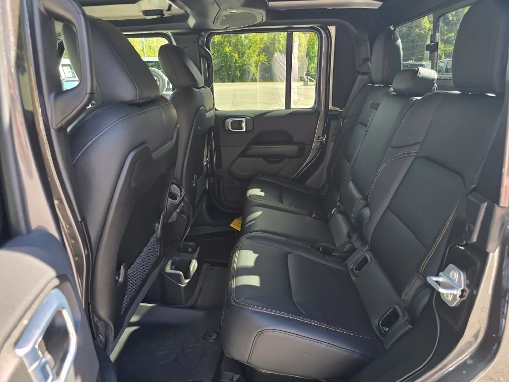 New 2026 Gray Jeep Sahara image 10