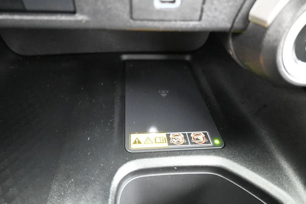 Used 2025 Cloud Toyota Limited image 29