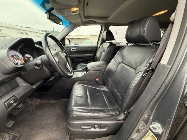 Used 2010 Polished Metal Metallic Honda EX-L image 12
