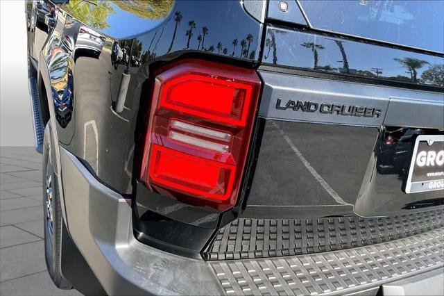 Certified Used 2024 BLACK Toyota  image 28