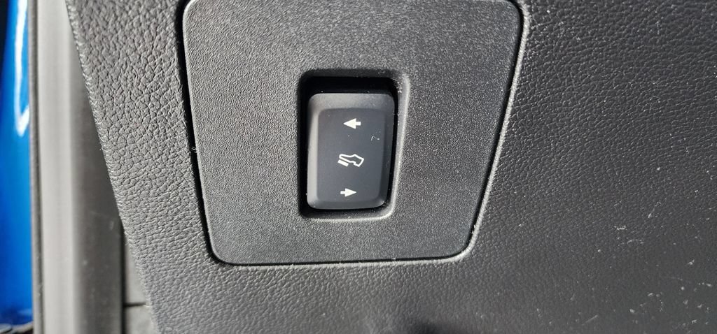 Used 2017 Lightning Blue Ford XL image 23