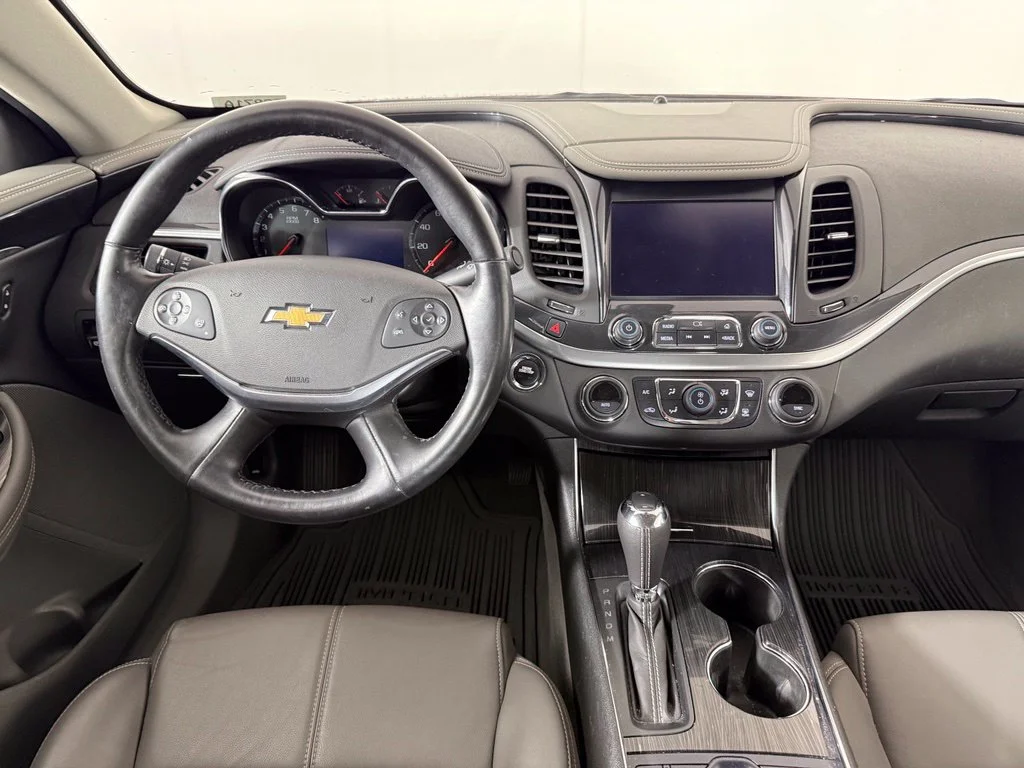 Used 2019 CAJUN RED TINTCOAT Chevrolet LT image 2