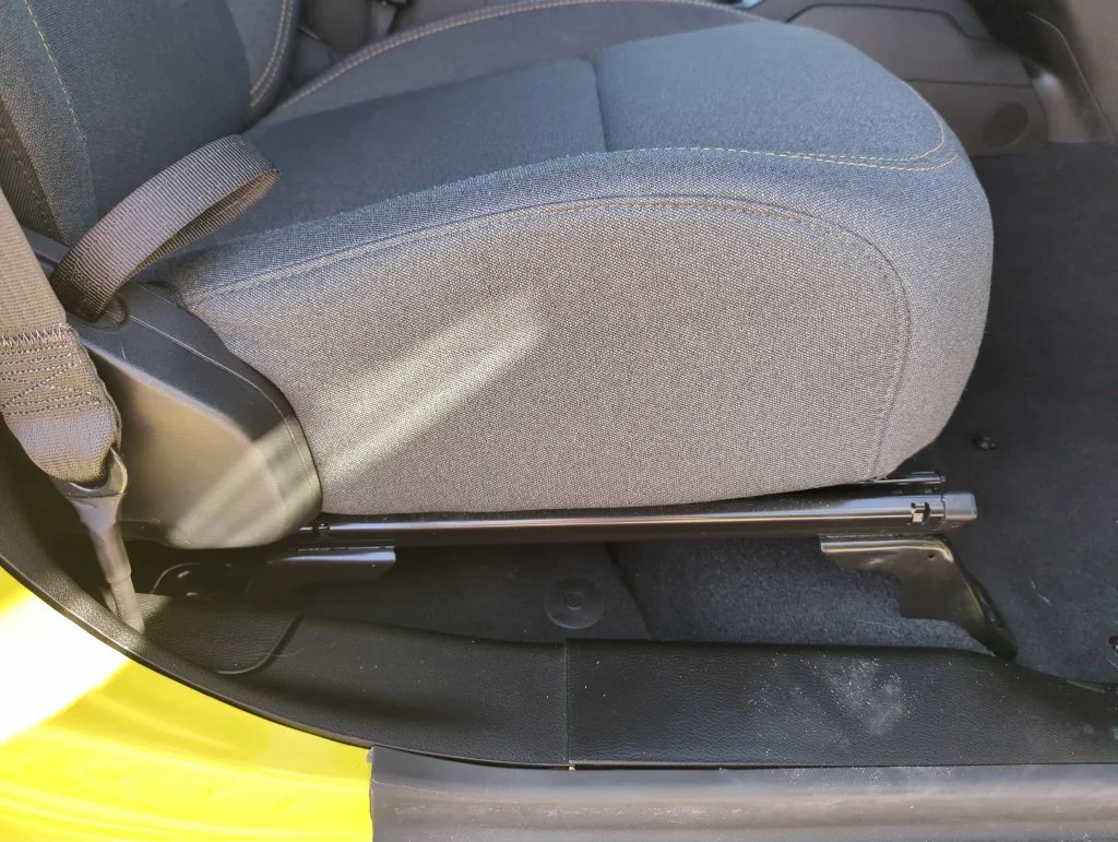 Used 2024 Yellow Jeep Sport S image 34