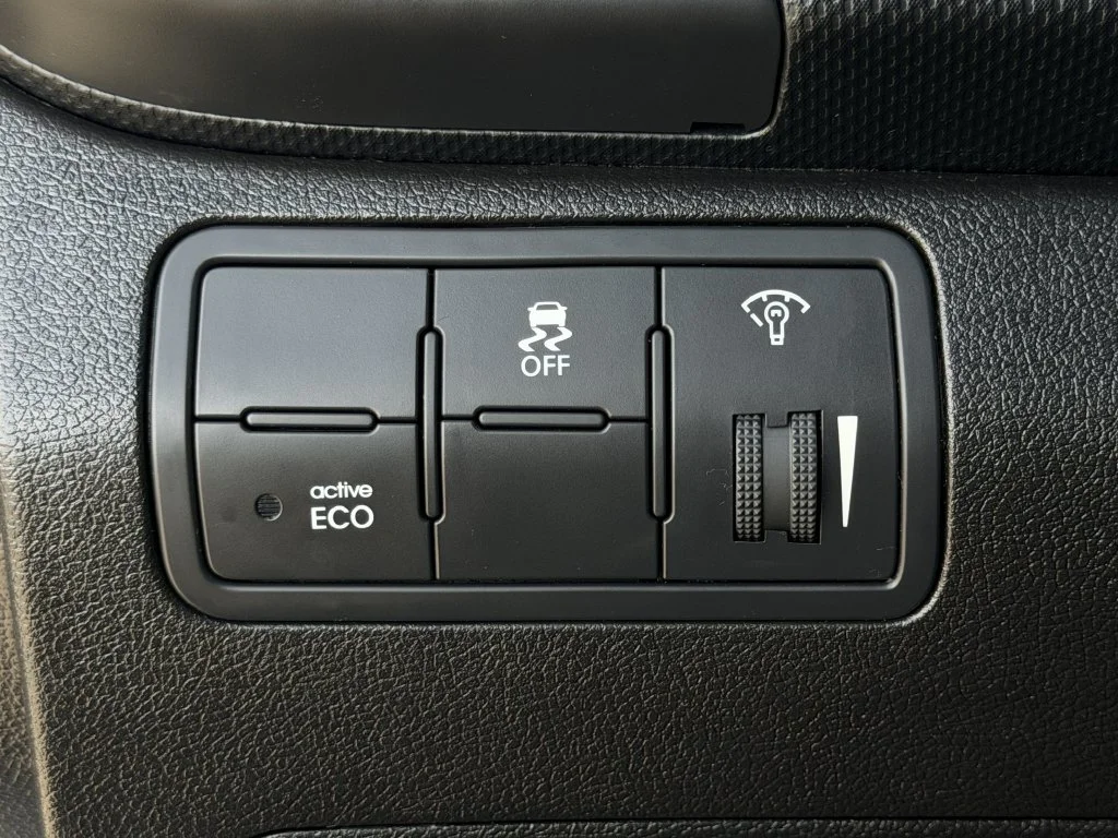Used 2014 Gray Hyundai GS image 21