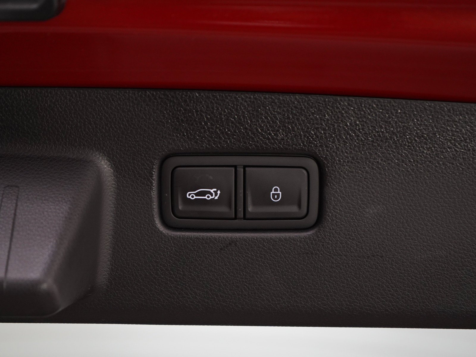 Used 2023 Mauna Red Genesis Advanced AWD image 17