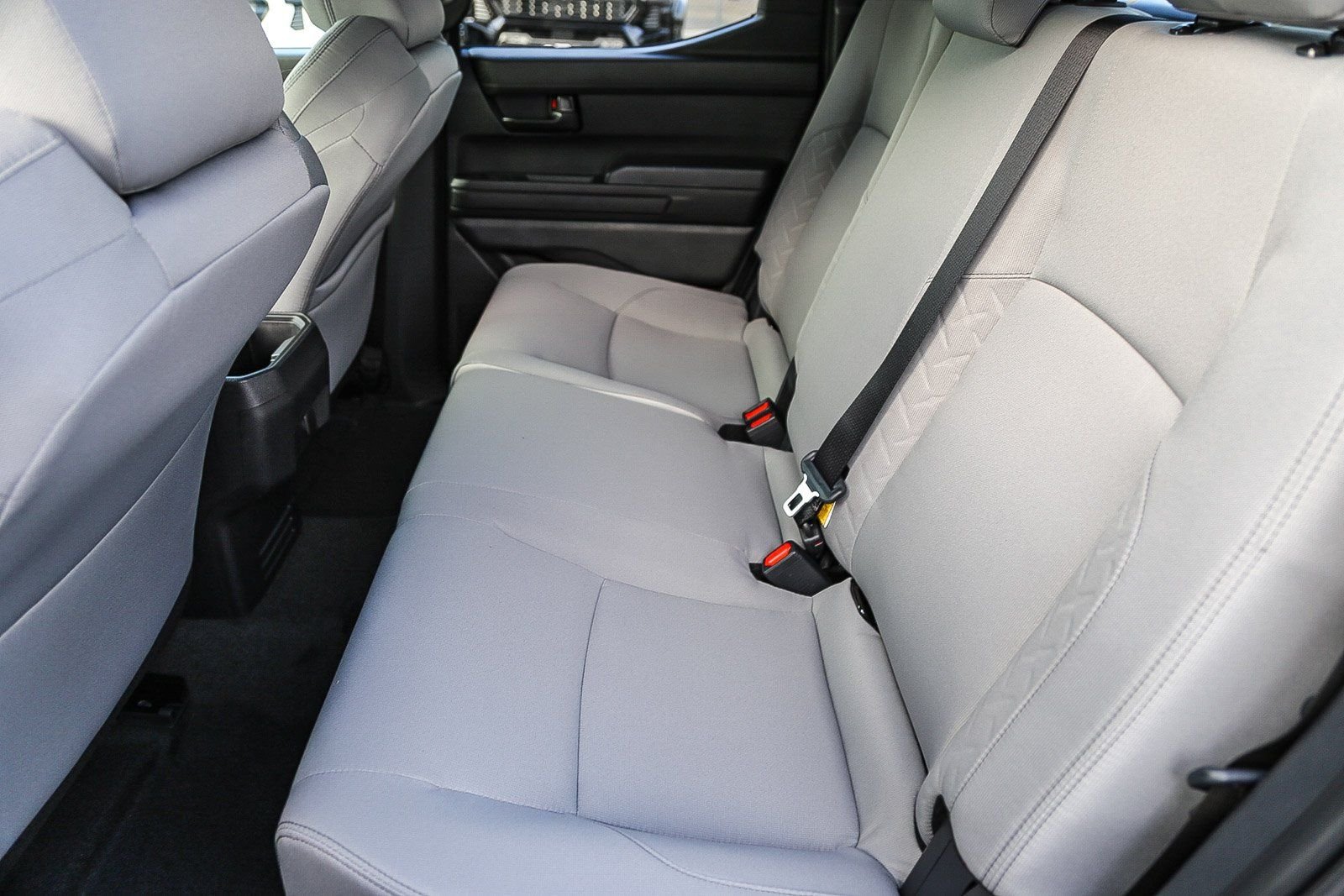 2026 Toyota Tacoma SR5 - Photo 18
