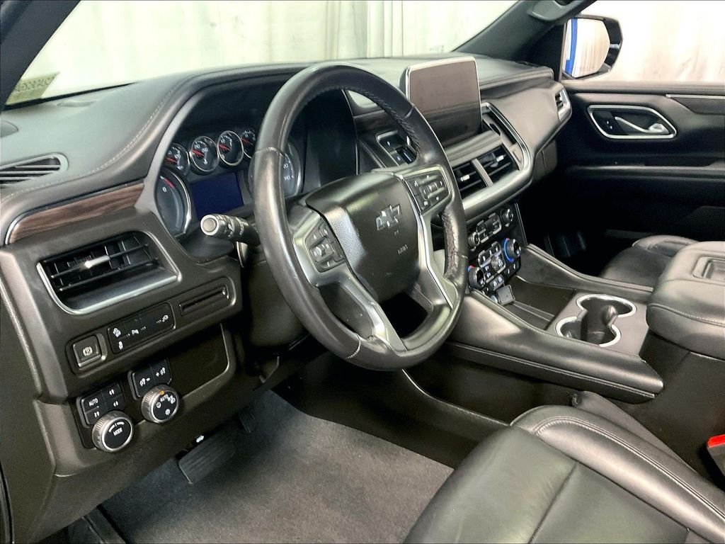 Used 2021 Gray Chevrolet Z71 image 8