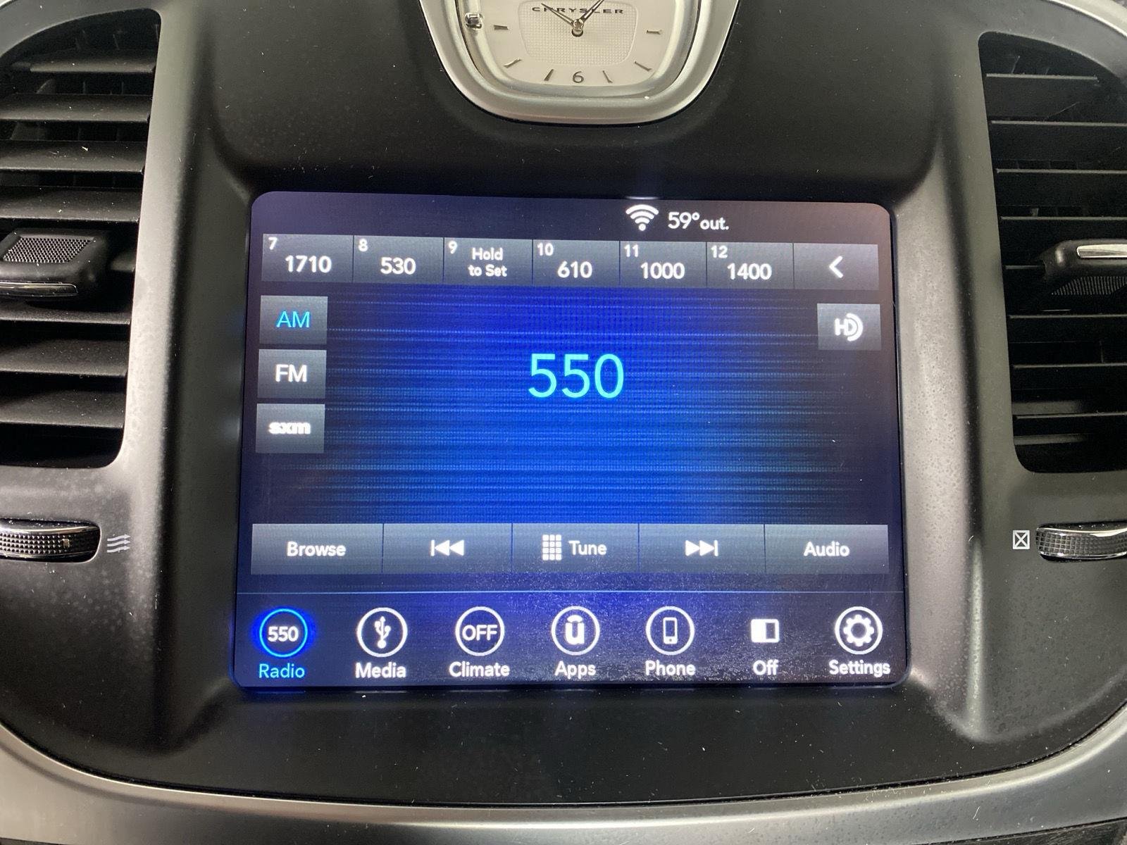 Used 2019 Gloss Black Chrysler Touring image 20