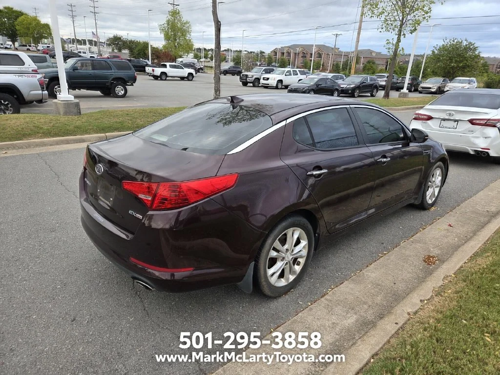 Used 2012 Red Kia EX image 3