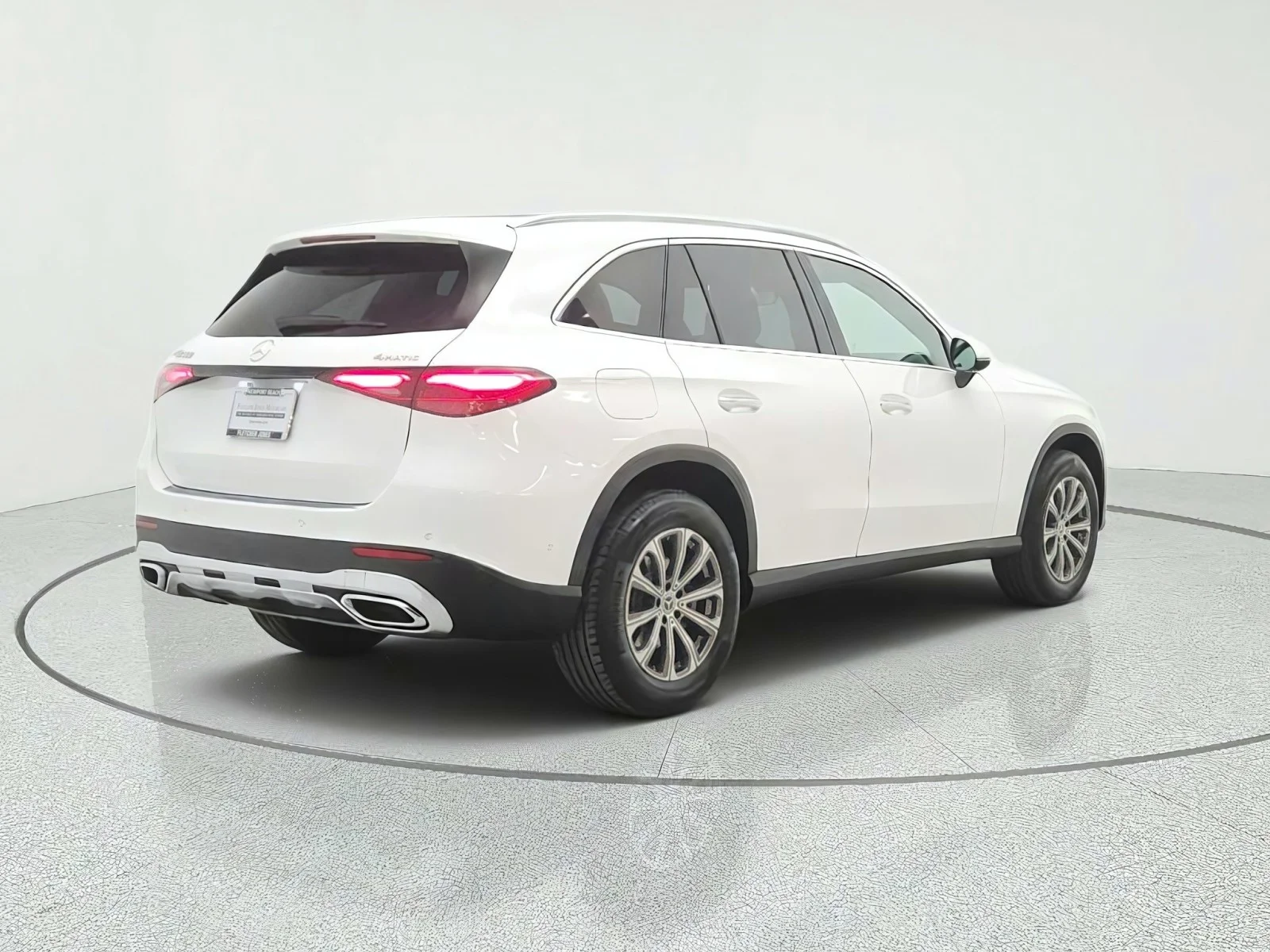 Certified Used 2024 Polar White Mercedes-Benz GLC 300 4MATIC® SUV image 5