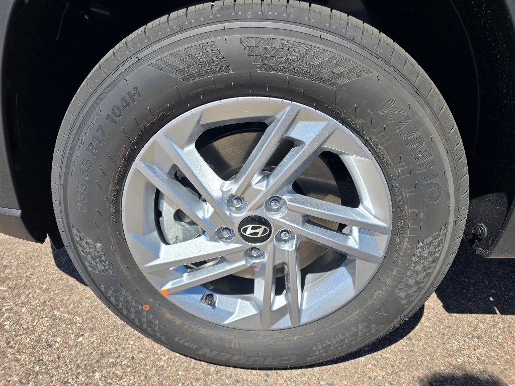 New 2026 Shimmering Silver Hyundai SE image 9