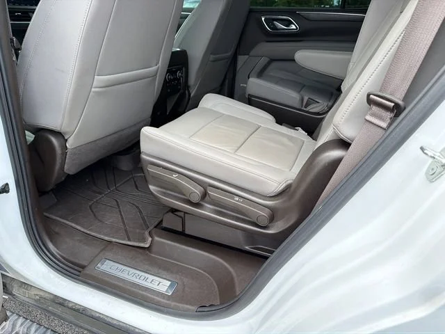 Used 2024 Summit White Chevrolet Z71 image 21