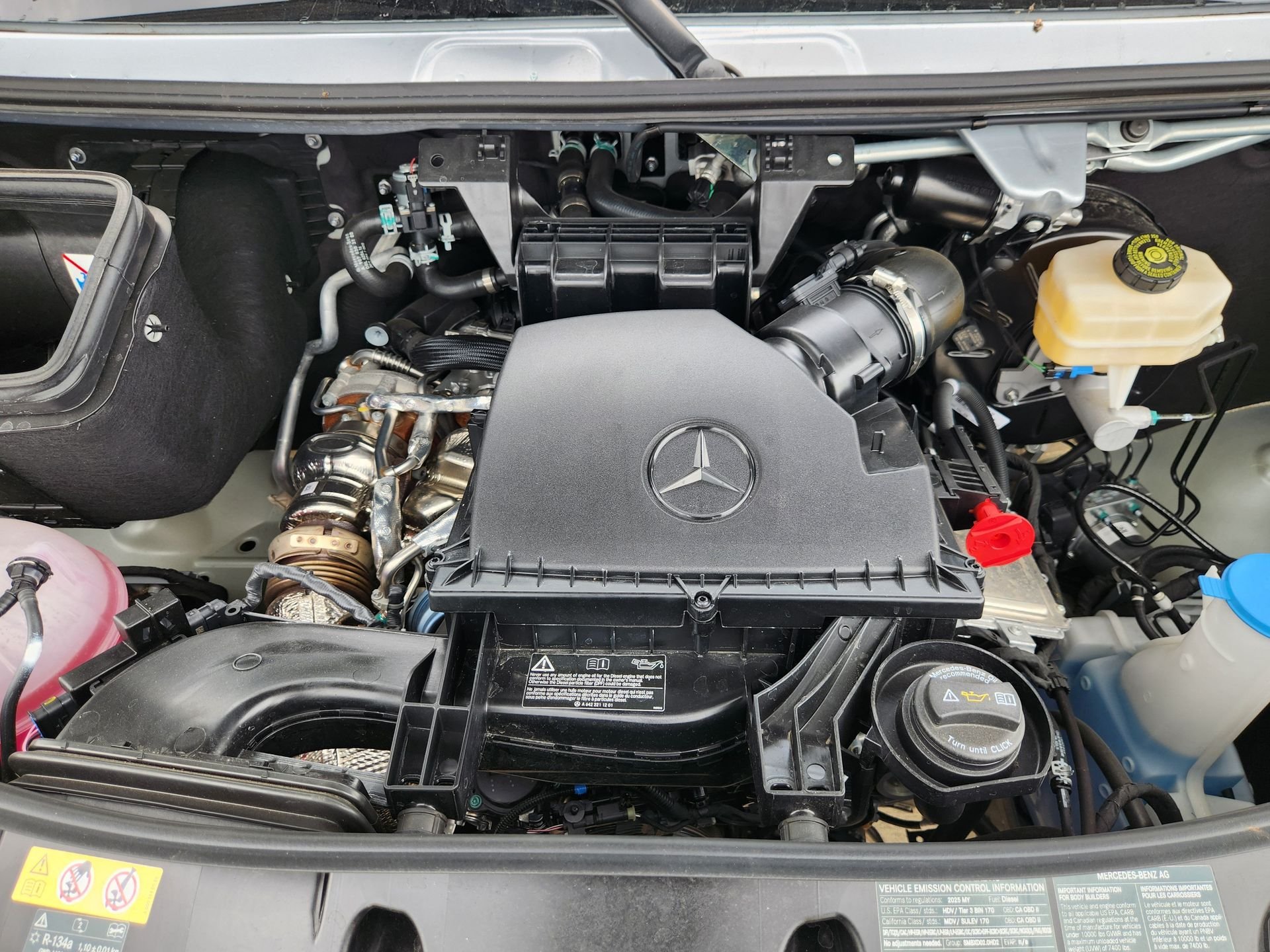 Used 2025 High-tech silver metallic Mercedes-Benz Passenger 144 WB image 23