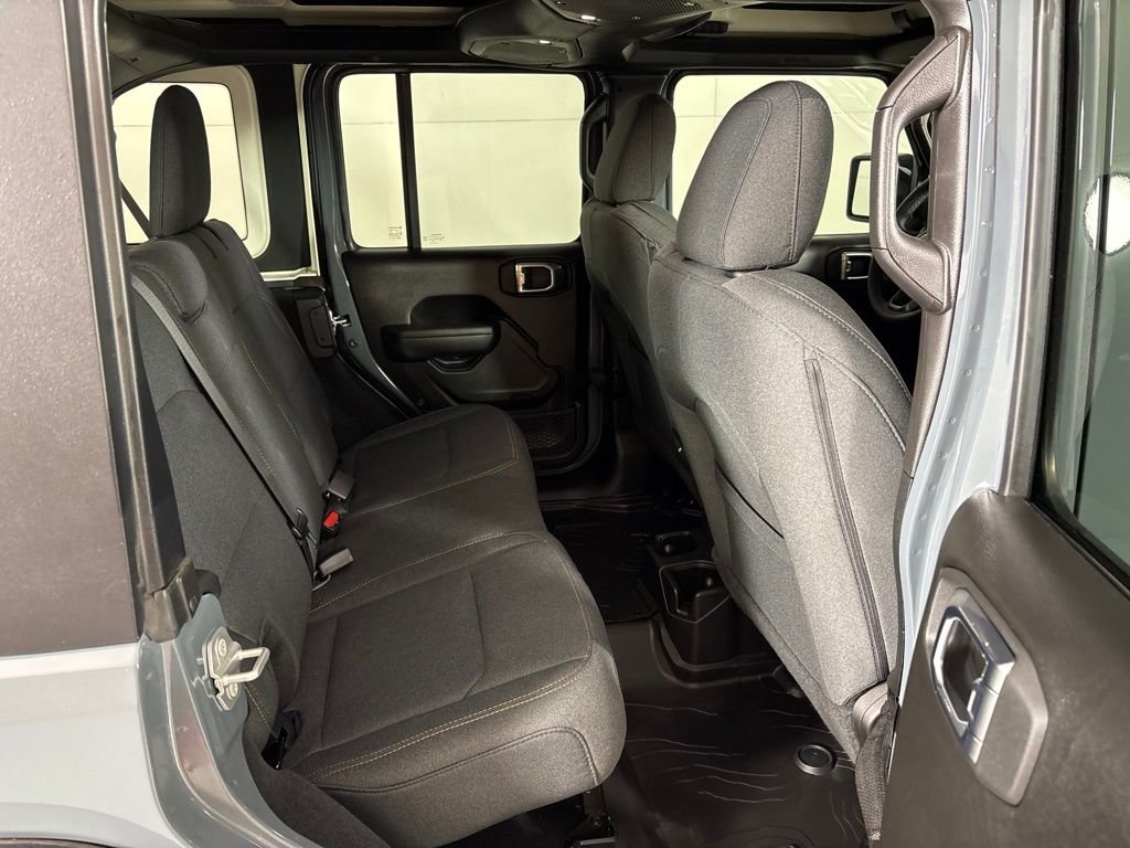 Used 2025 Gray Jeep Sport S image 19