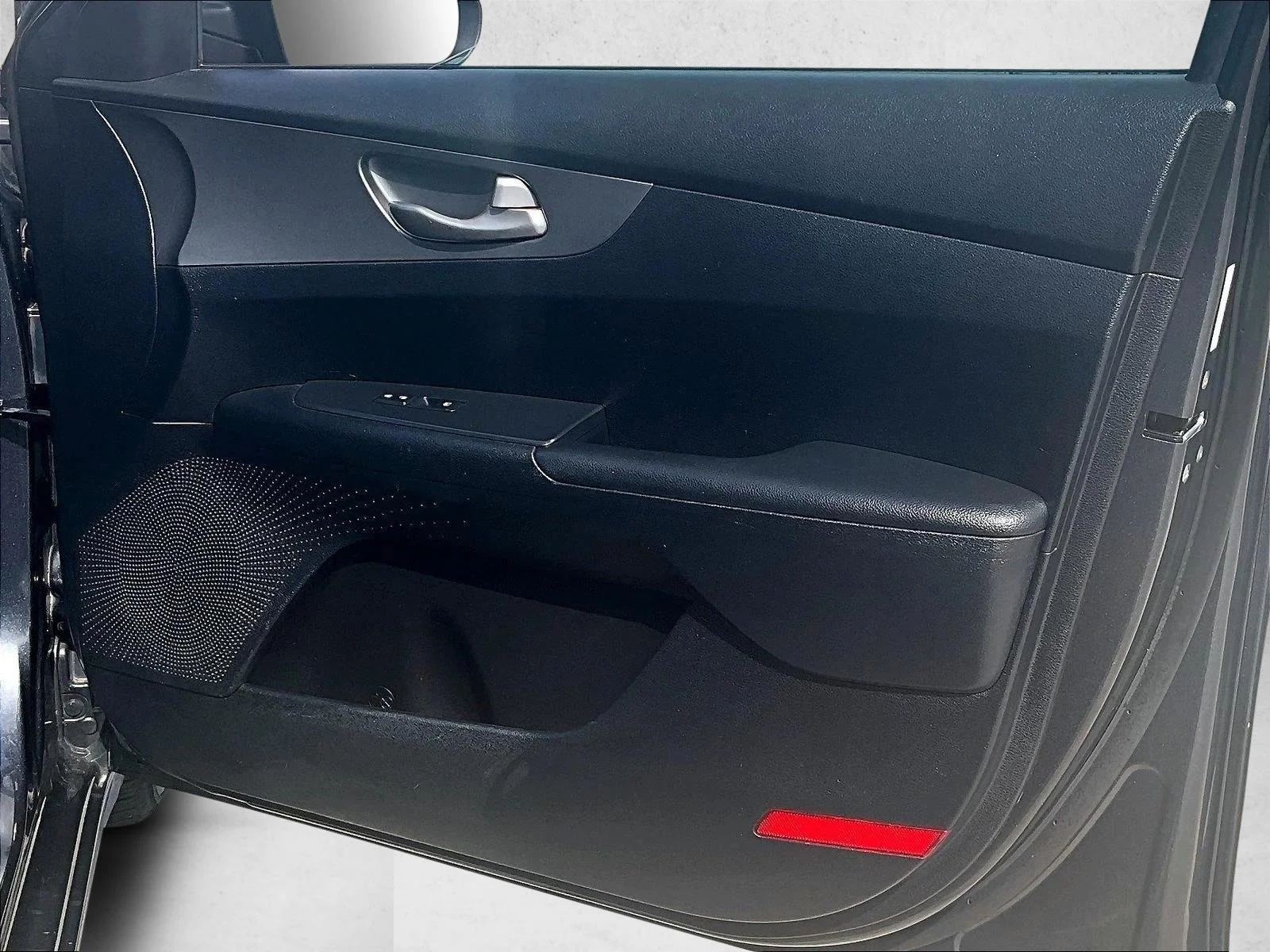 Used 2019 Gravity Grey Kia LXS image 19
