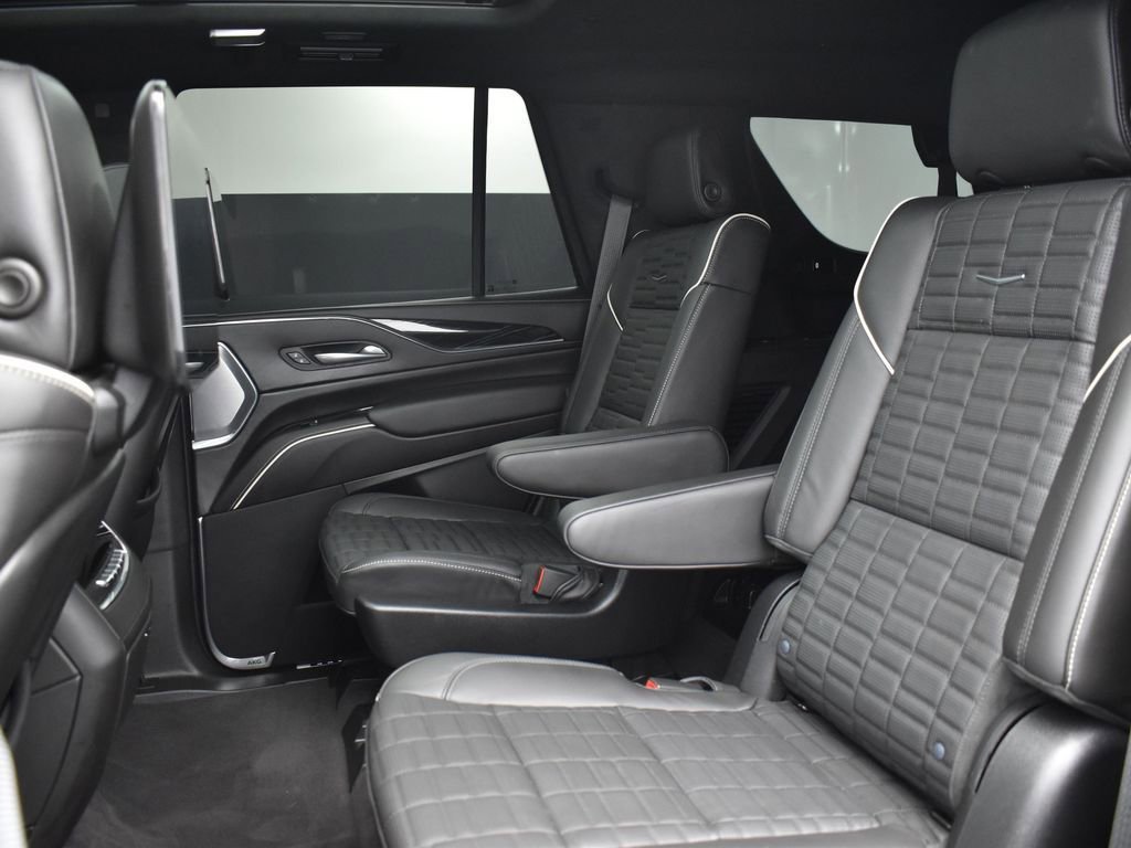2024 CADILLAC ESCALADE - Image 30