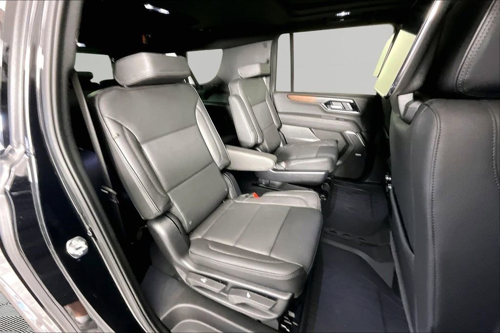 2026 GMC Yukon XL Denali - Photo 11