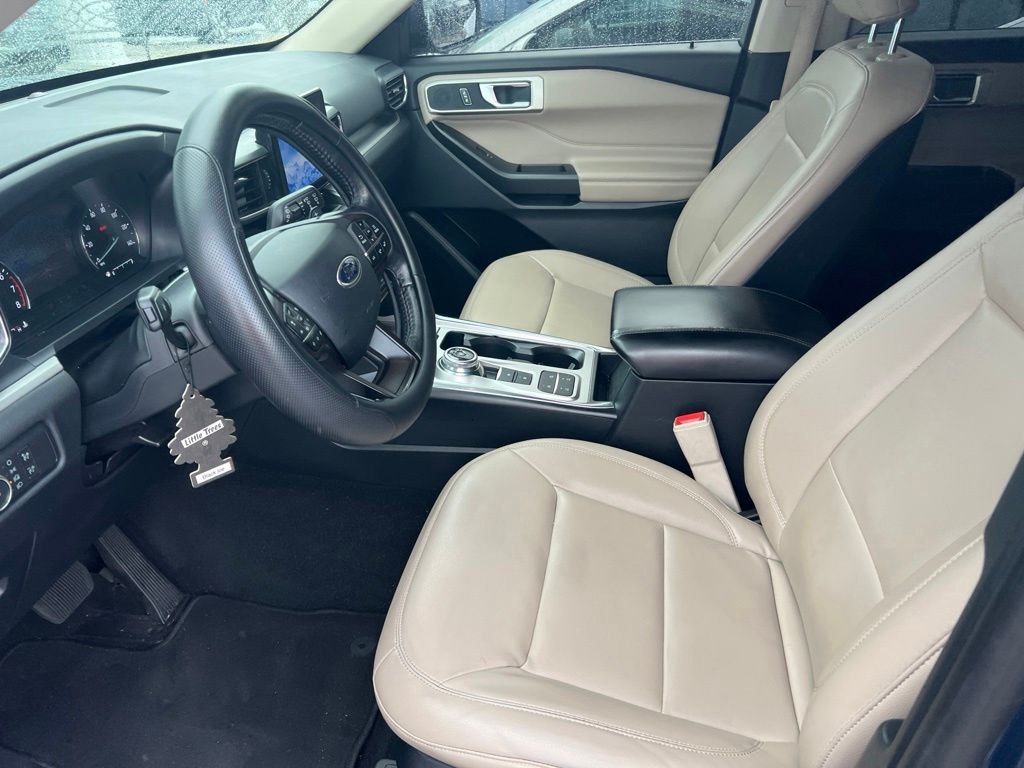Used 2020 Blue Ford XLT image 7