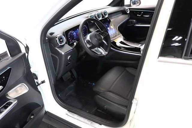 2025 Mercedes-Benz GLC Base - Photo 20