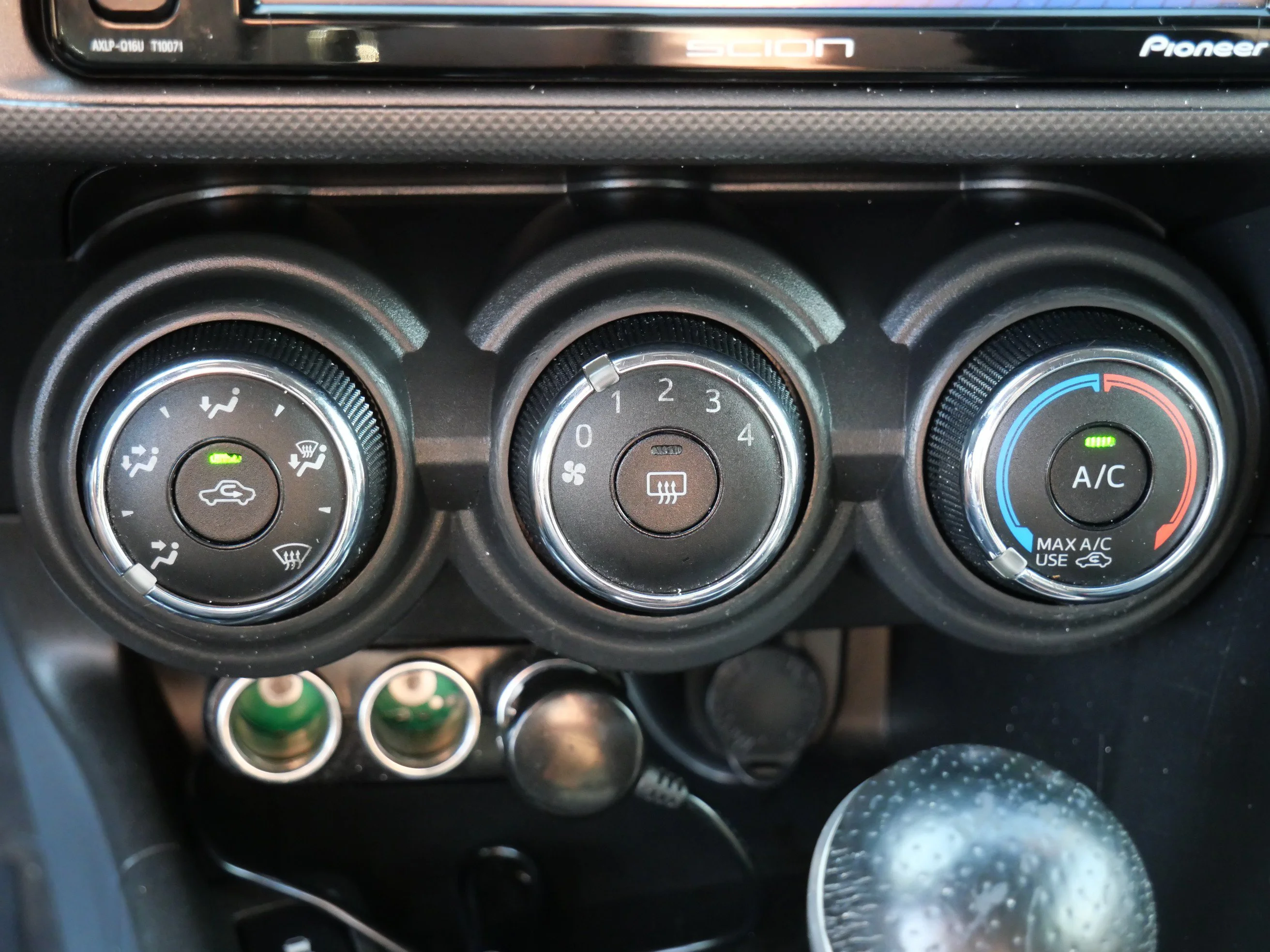 Used 2016 Black Scion  image 19