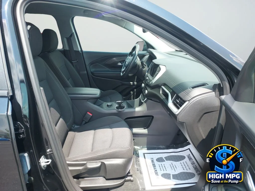 Used 2024 Black GMC SLE image 21