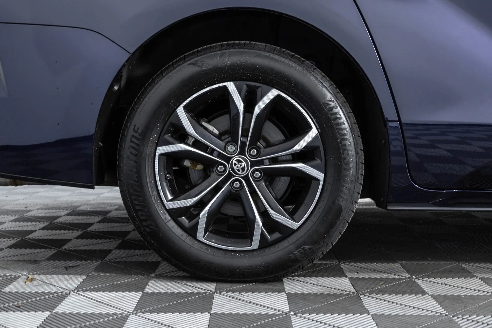 Used 2025 Blue Toyota Platinum image 46