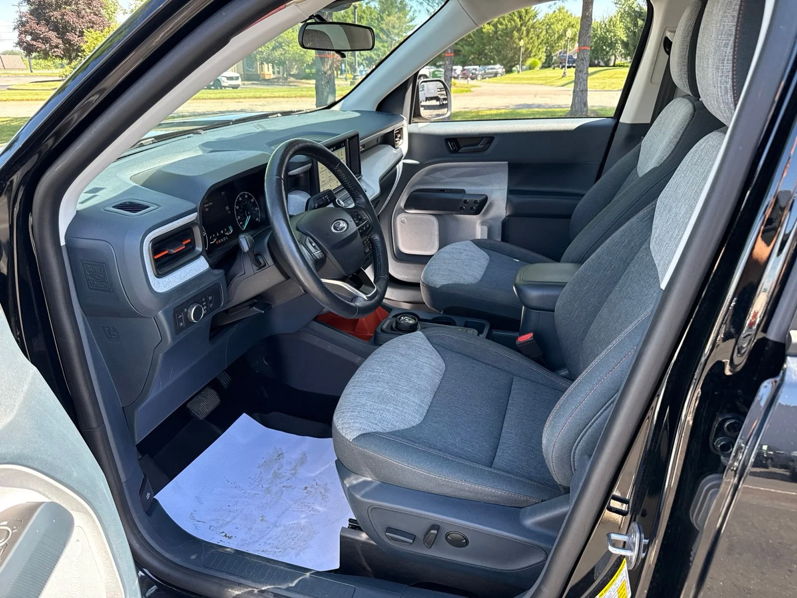 Used 2022 Black Ford XLT image 20
