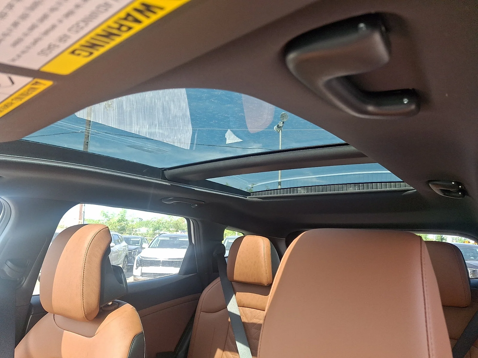 New 2027 White Kia X-Line image 14