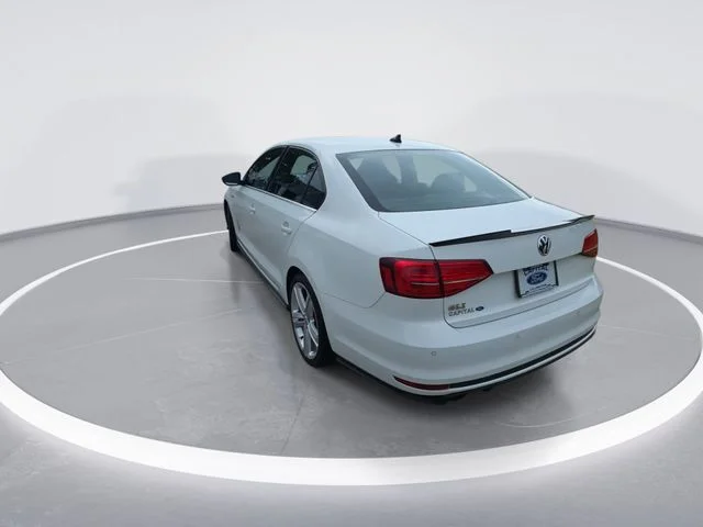 Used 2017  Volkswagen GLI image 7