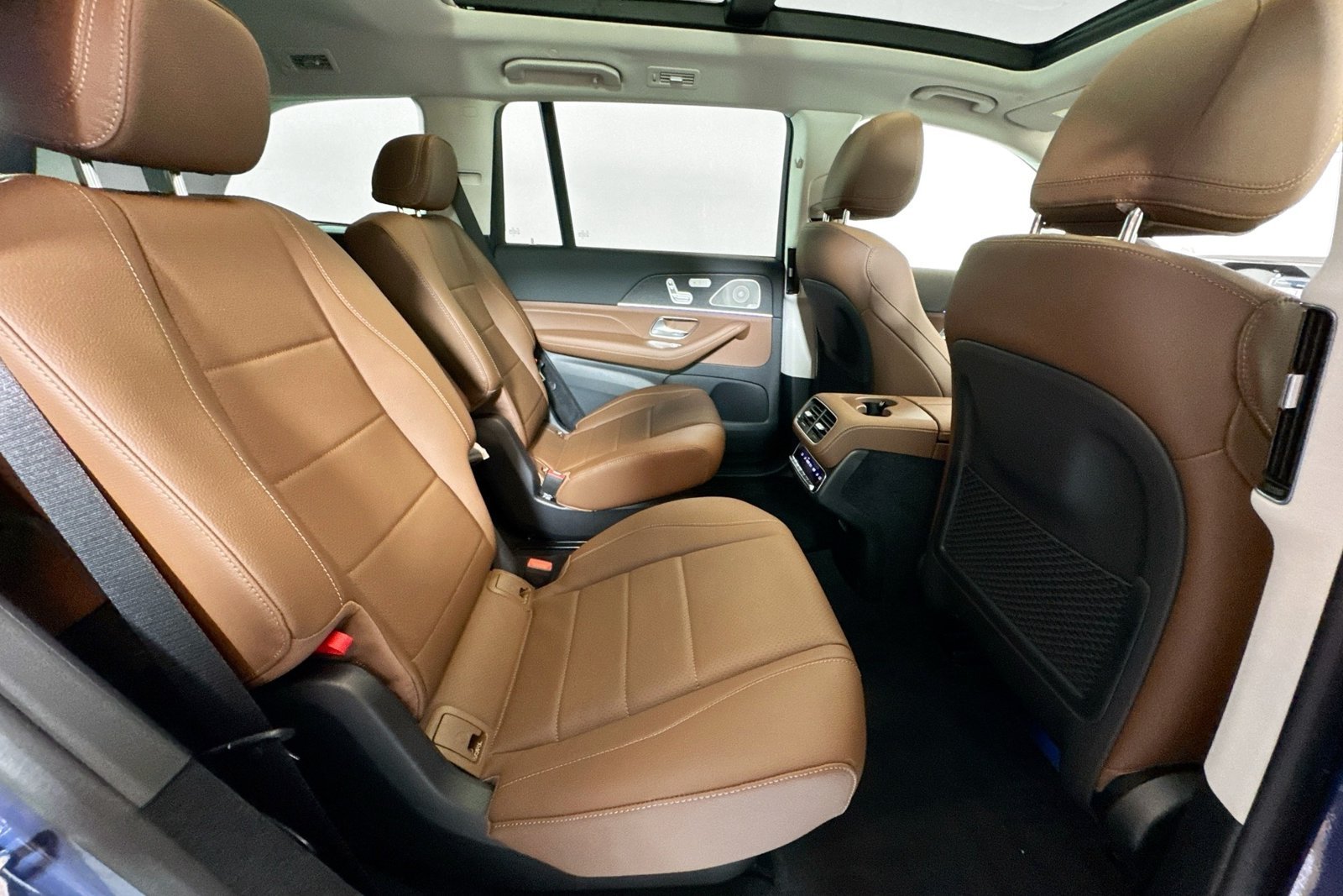 New 2026 Twilight Blue Metallic Mercedes-Benz GLS 450 image 25