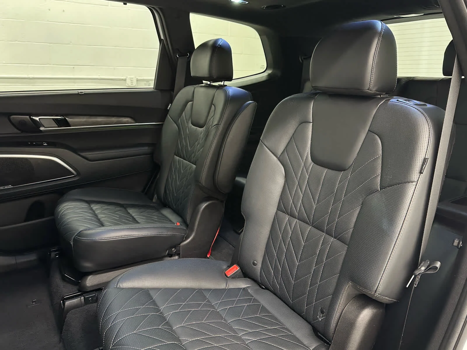 Used 2025 BLACK Kia SX-Prestige X-Line image 16