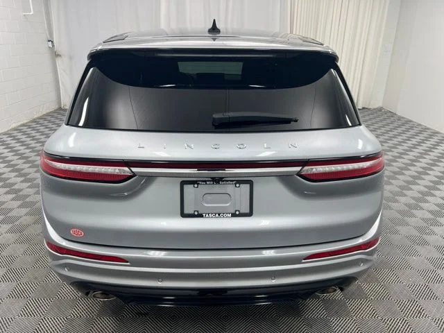Used 2023 Silver Lincoln Standard image 7