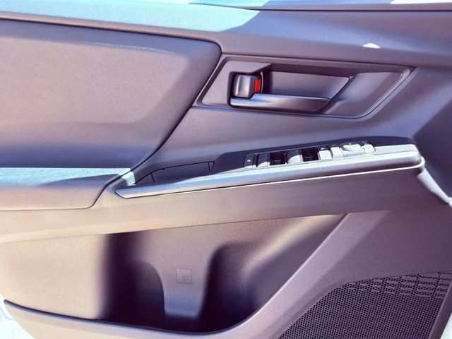 New 2026 Wind Chill Pearl Toyota XLE image 14