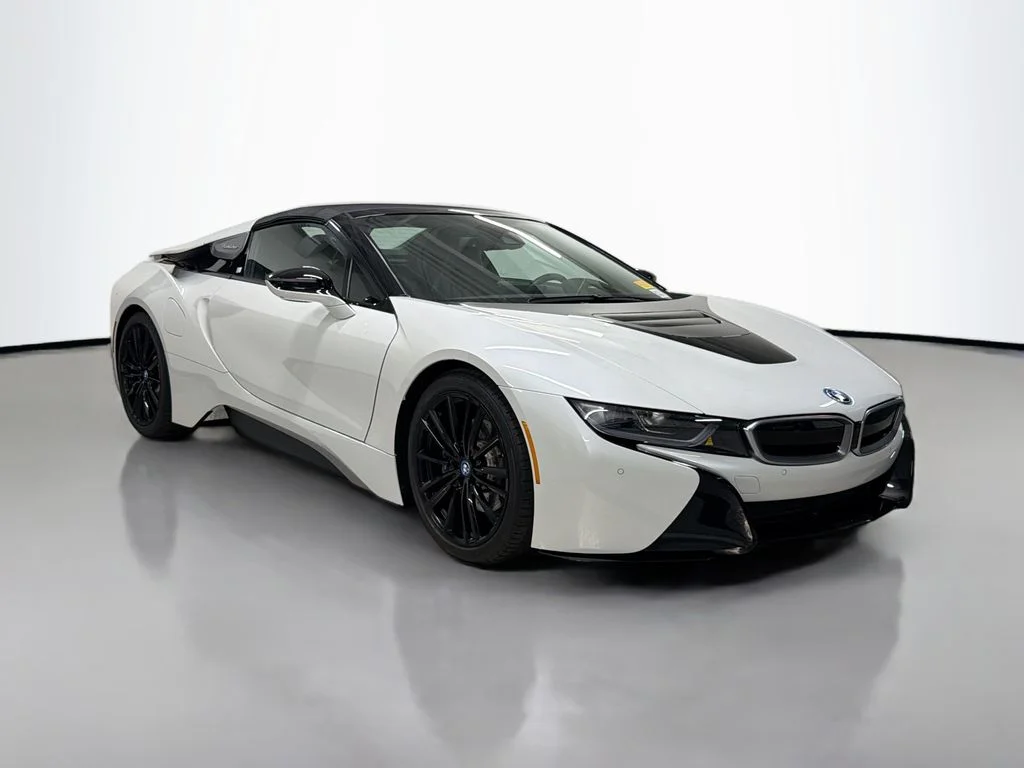 Used 2019 Crystal White Pearl BMW Base image 7