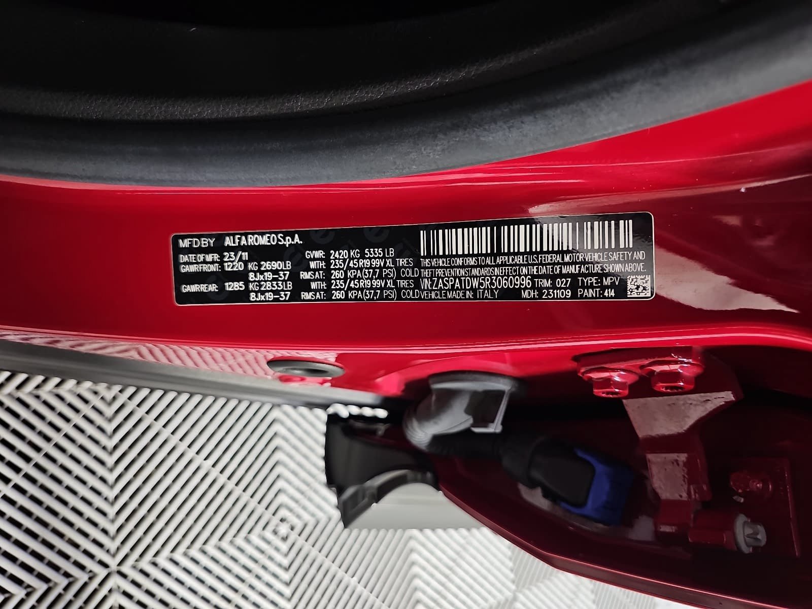 Used 2024 Red Alfa Romeo Veloce image 33