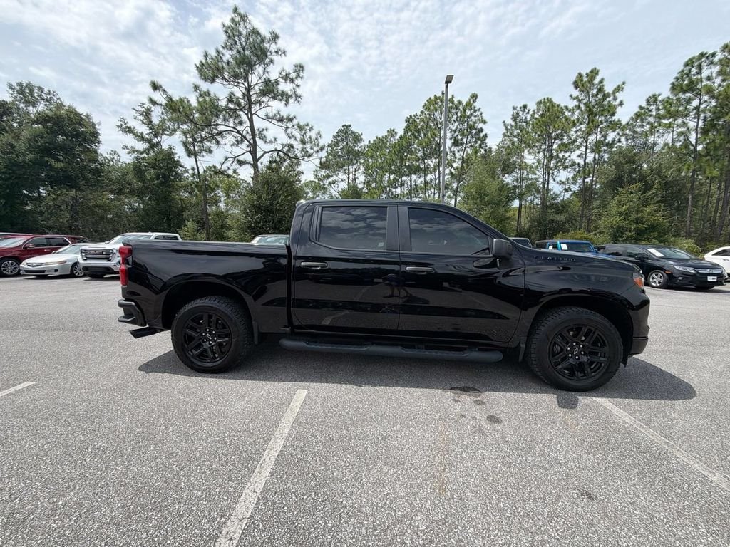 Used 2023 Black Chevrolet Custom image 3