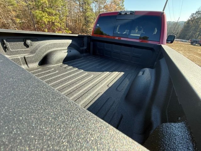 New 2026 Molten Red Pearl-Coat Exterior Paint RAM LARAMIE image 7